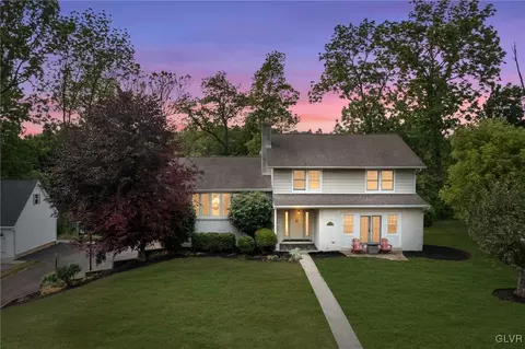 703 Donald Dr, Emmaus, PA 18049