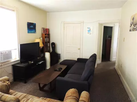 324 Spring St, Bethlehem, PA 18018 photo 8