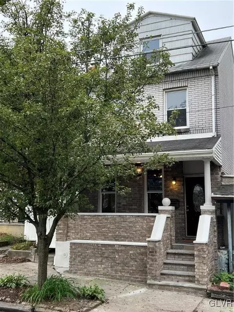 422 N 11th St, Allentown, PA 18102