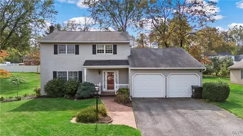 258 Apollo Dr, Bethlehem, PA 18017