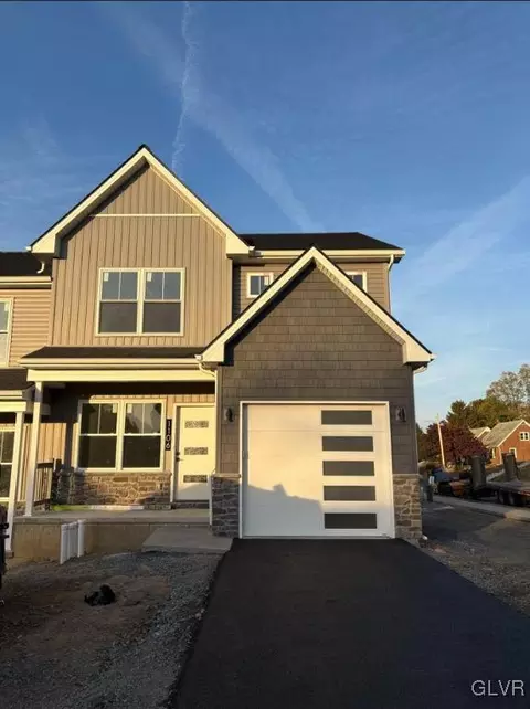 1106 S Carlisle St, Allentown, PA 18103