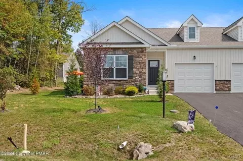 505 Live Oak Dr, White Haven, PA 18661