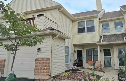 132 Lindfield Cir, Macungie, PA 18062