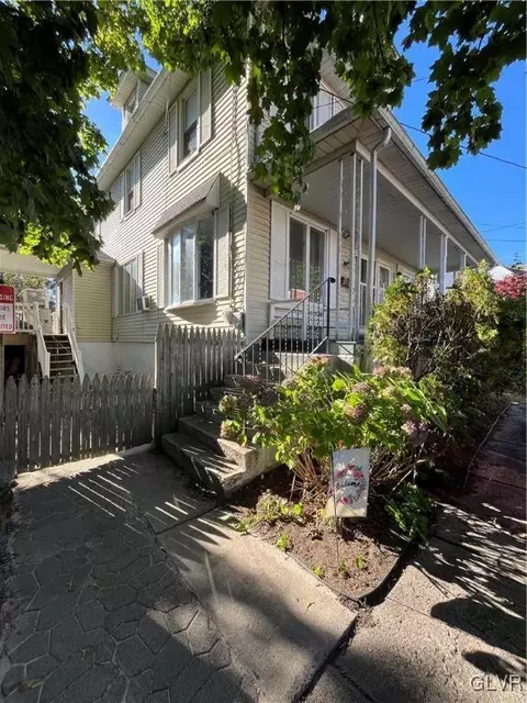 9 Harding Ave, Pen Argyl, PA 18072