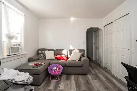 416 Carleton Ave, Hazleton, PA 18201 photo 30