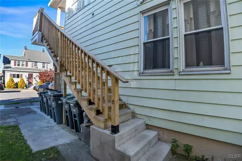 416 Carleton Ave, Hazleton, PA 18201 photo 37