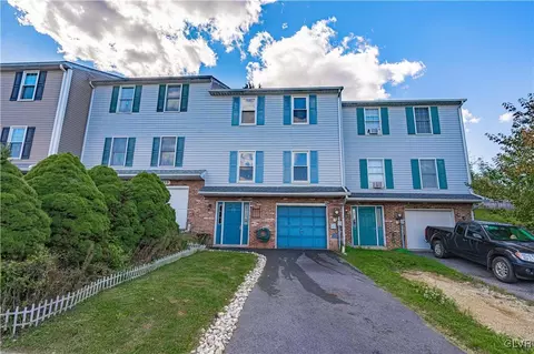 417 Fox Run, Easton, PA 18042