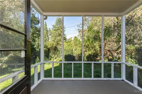 215 E Wall St, Bethlehem, PA 18018 photo 37