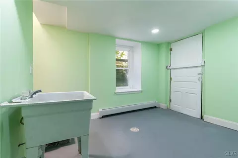 215 E Wall St, Bethlehem, PA 18018 photo 32