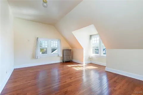 215 E Wall St, Bethlehem, PA 18018 photo 27