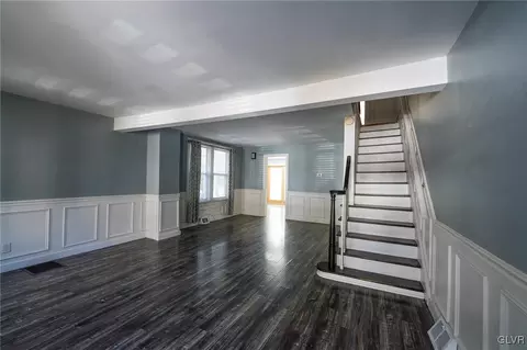 64 E Garrison St, Bethlehem, PA 18018 photo 3