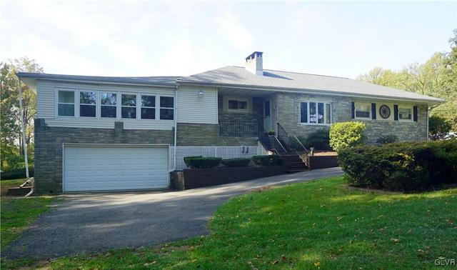 5506 Walnut Ln, Zionsville, PA 18092