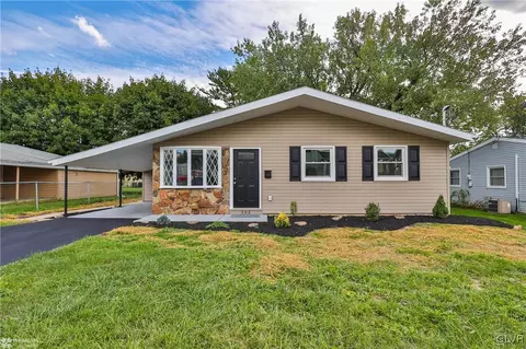 102 W 27th St, Northampton, PA 18067