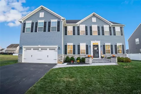 4020 Walter Rd, Bethlehem, PA 18020