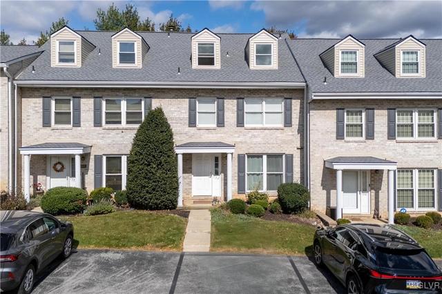 152 Springhouse Rd, Allentown, PA 18104