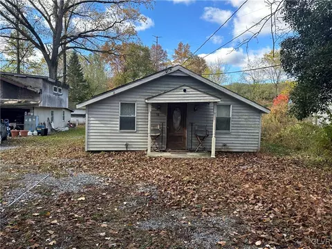 400 Pool Rd #16, Northampton, PA 18067