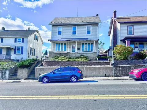 4445 Main St, Whitehall, PA 18052