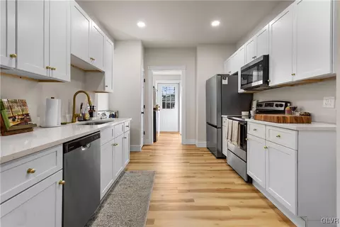 635 3rd Ave, Bethlehem, PA 18018 photo 6