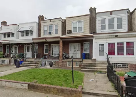 7127 Montague St, Philadelphia, PA 19135