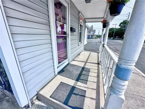 427 E Main St, Bath, PA 18014 photo 25