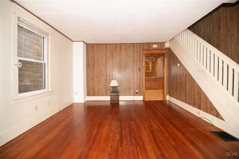 436 E Locust St, Bethlehem, PA 18018 photo 13