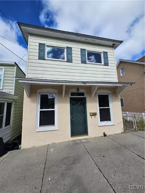 440 White St, Summit Hill, PA 18250
