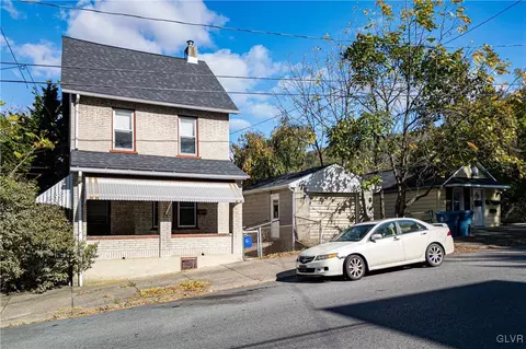 729 Hillside Ave, Bethlehem, PA 18015