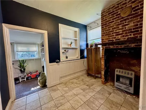 126 E North St, Bethlehem, PA 18018 photo 11