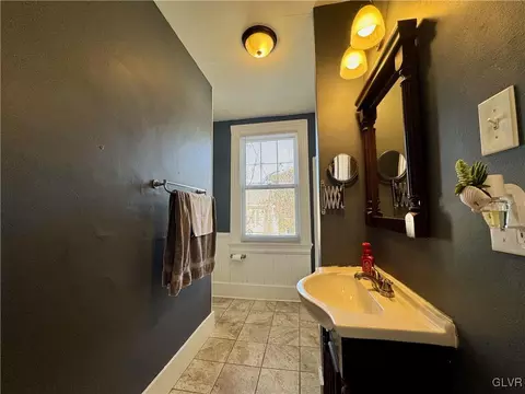 126 E North St, Bethlehem, PA 18018 photo 18