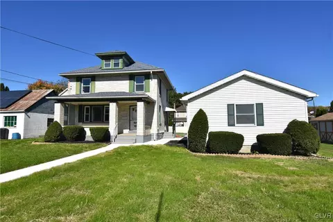 712 Seip Ave, Nazareth, PA 18064
