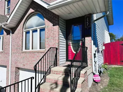 822 Spring St, Bethlehem, PA 18018 photo 3