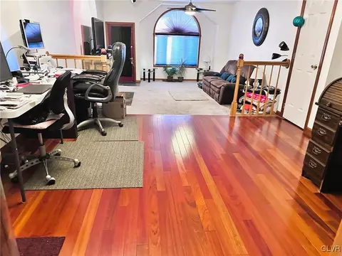 822 Spring St, Bethlehem, PA 18018 photo 12