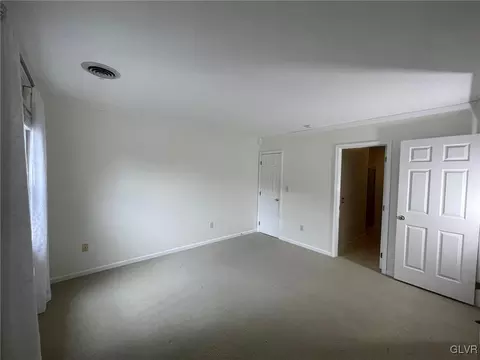 4618 Cheryl Dr, Bethlehem, PA 18017 photo 10