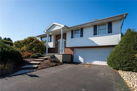 7621 Prospect Dr, Northampton, PA 18067