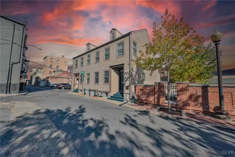 30 S Sitgreaves St, Easton, PA 18042