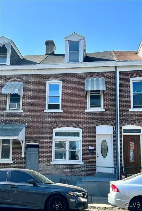 718 8th St, Allentown, PA 18102