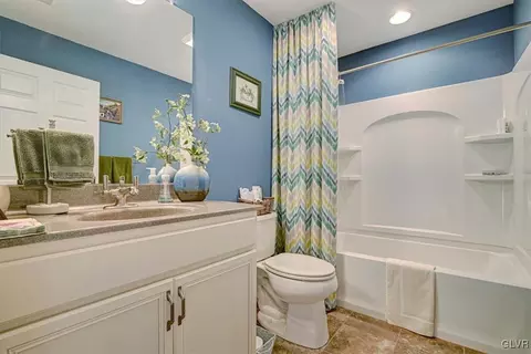1039 Declaration Dr, Bethlehem, PA 18017 photo 39