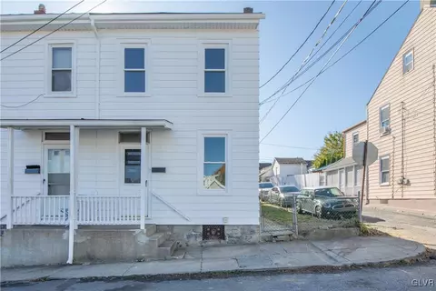 1326 Pine St, Easton, PA 18042