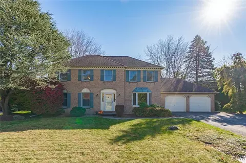 962 Wafford Ln, Bethlehem, PA 18017
