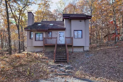 2104 Scarborough, Saw Creek, PA 18324