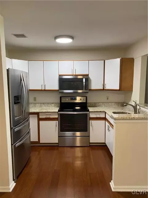 5155 Cheryl Dr, Bethlehem, PA 18017 photo 7