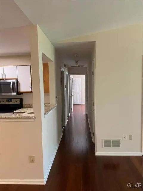5155 Cheryl Dr, Bethlehem, PA 18017 photo 8