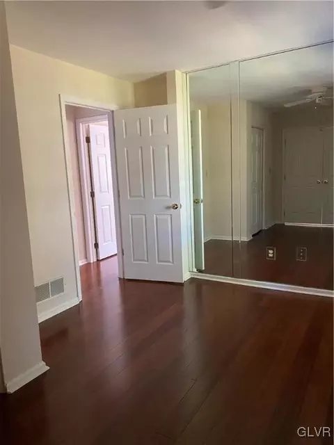 5155 Cheryl Dr, Bethlehem, PA 18017 photo 11