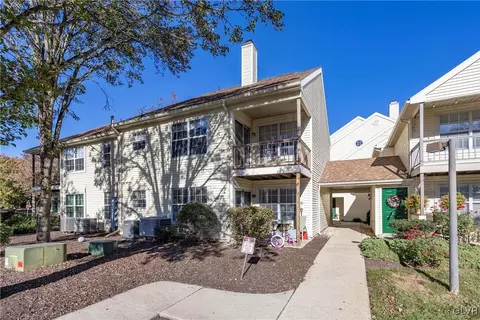 7359 Sauekaut Ln #R, Macungie, PA 18062