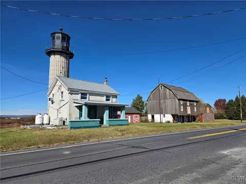 7399 Kernsville Rd, Lowhill Twp, PA 18069