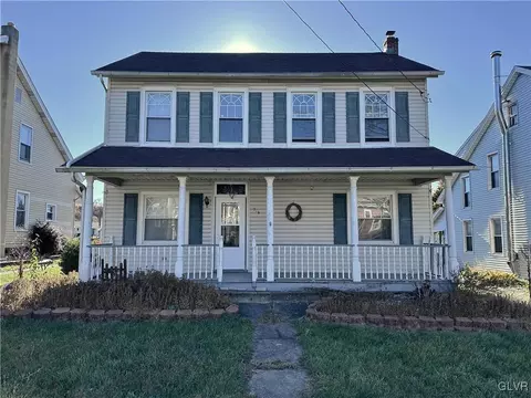 214 Main St, Walnutport, PA 18088