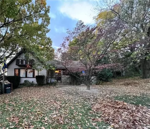 130 Mountain Ave, Pen Argyl, PA 18072