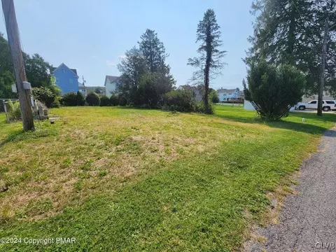 916 Oak St, Jim Thorpe Boro, PA 18229
