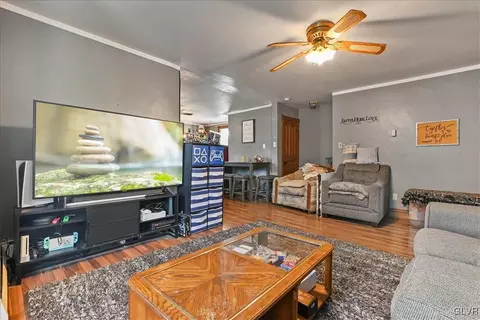 1324 Main St, Bethlehem, PA 18018 photo 25