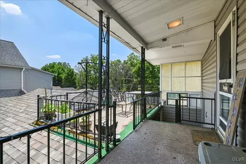 1324 Main St, Bethlehem, PA 18018 photo 8